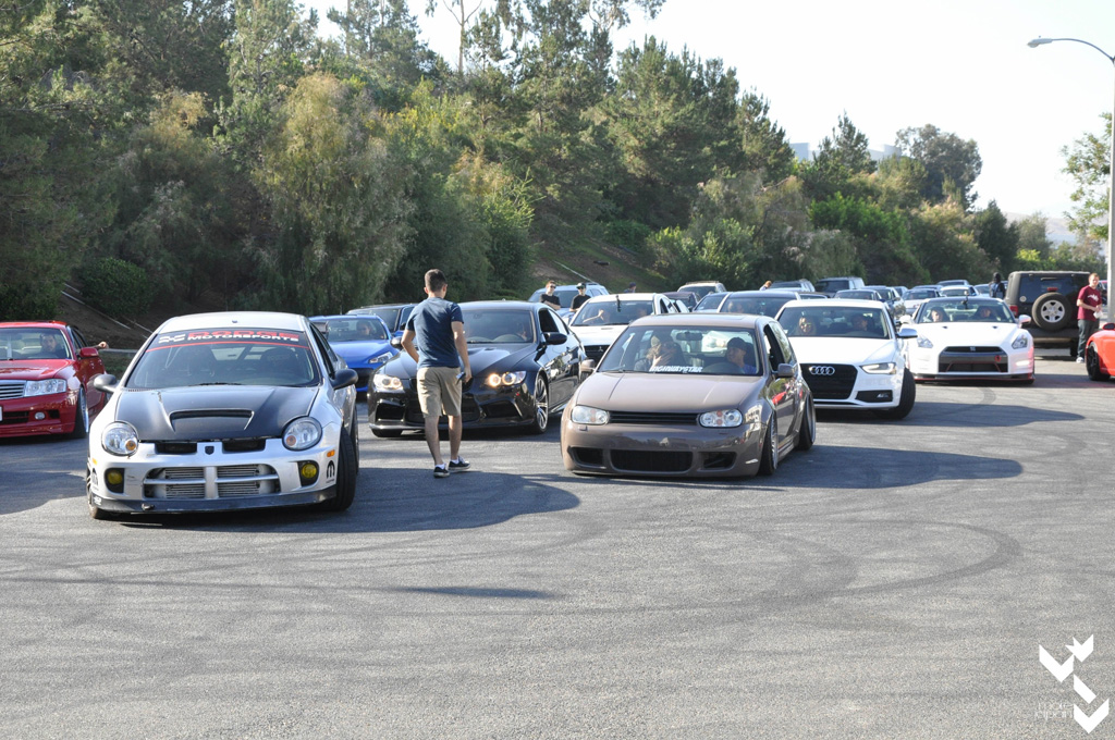 Cars waiting to get in the venue.